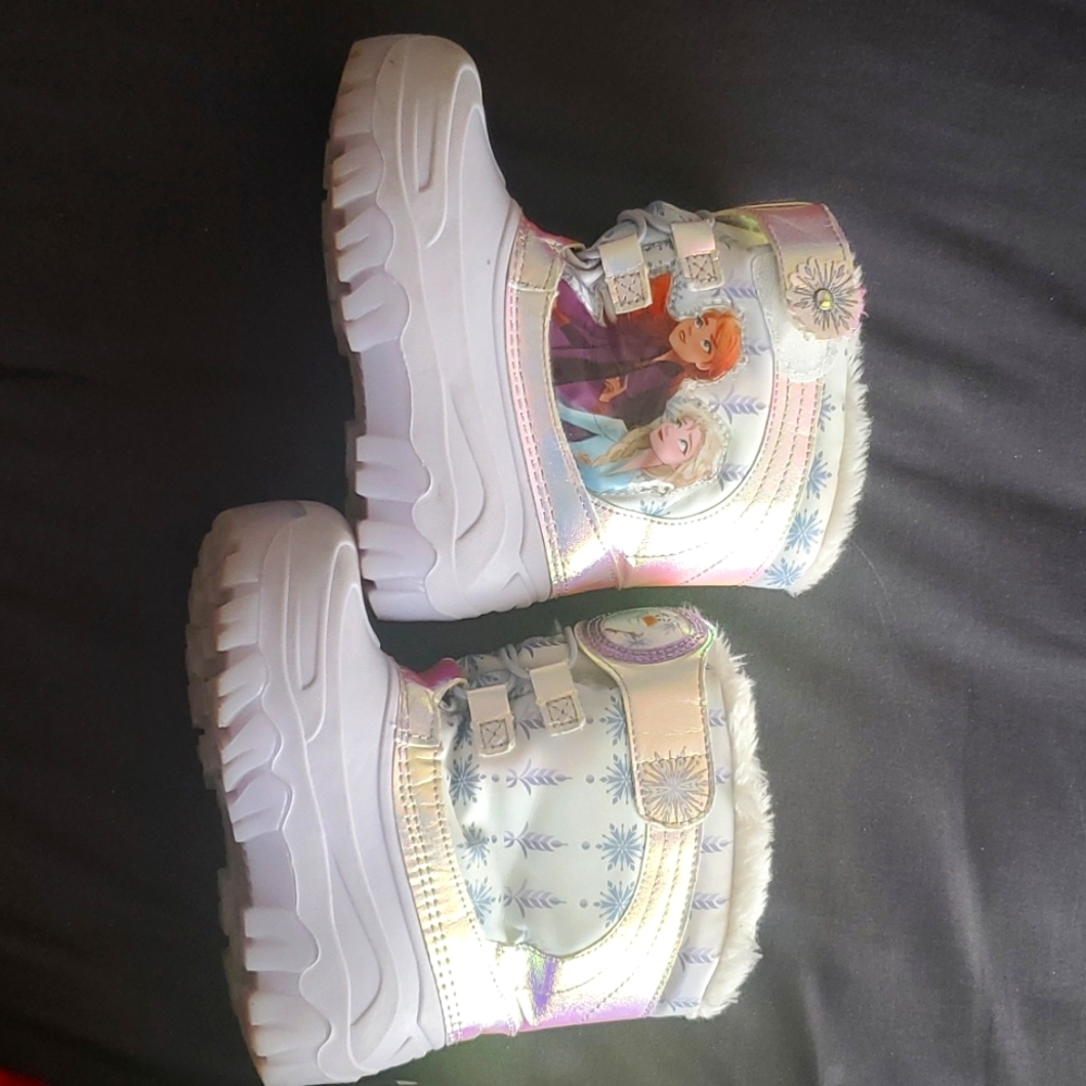 Disney Frozen Kids Boots - White and Purple